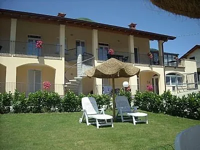 Sleeps 8 Pool Wifi * Оссуччо
