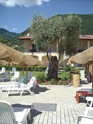 Sleeps 8 Pool Wifi Оссуччо