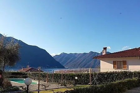 Sleeps 8 Pool Wifi Вилла