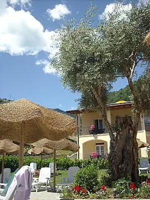 Sleeps 8 Pool Wifi Вилла